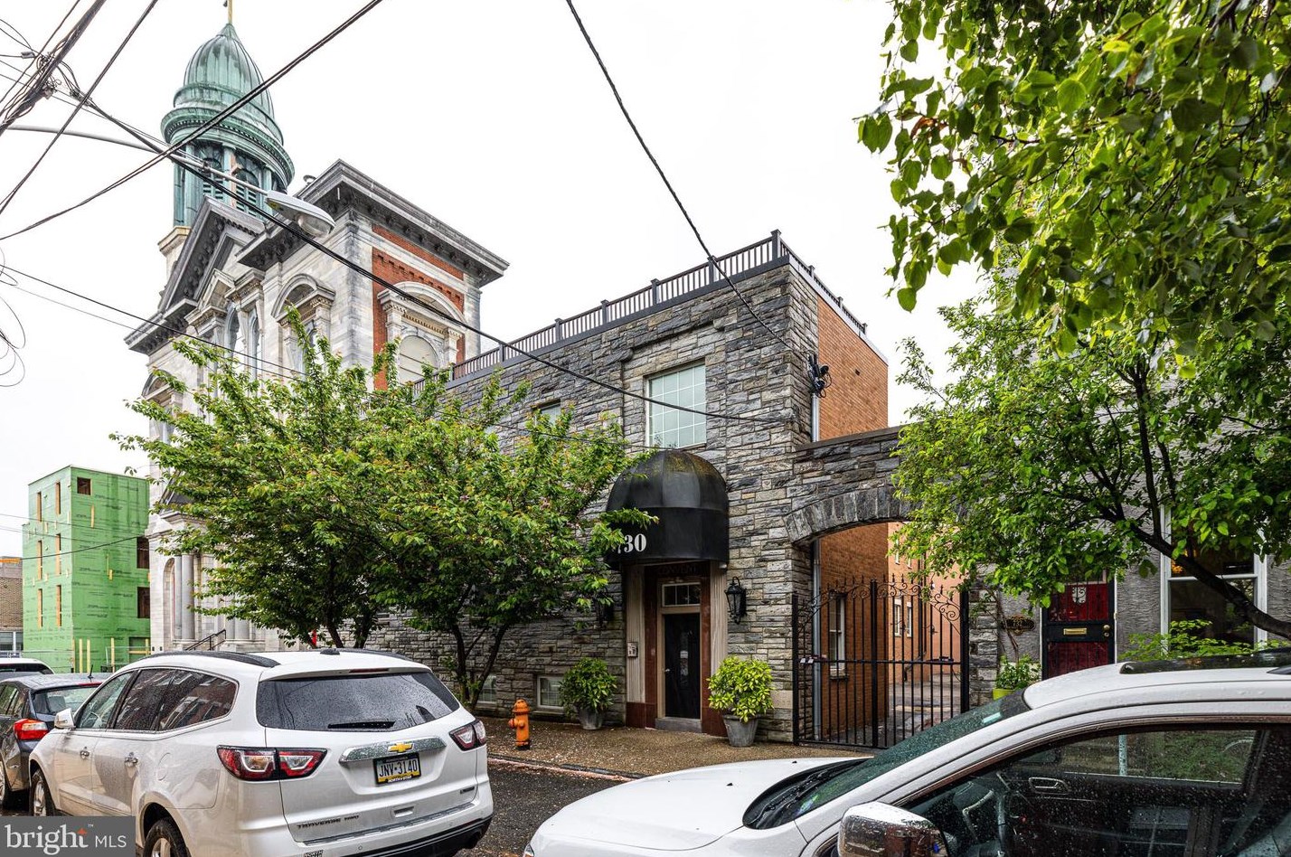730 Montrose St, Philadelphia PA  19147-3951 exterior