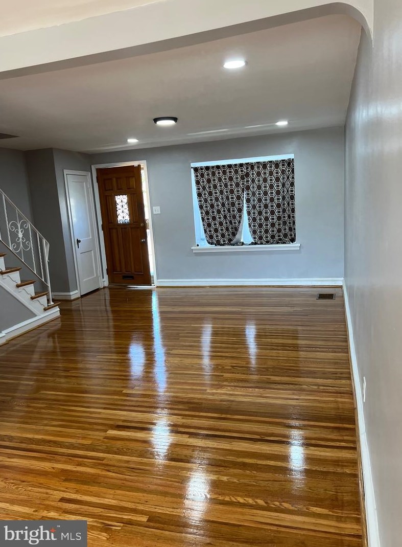 5863 Saul St, Philadelphia, PA 19149-3423