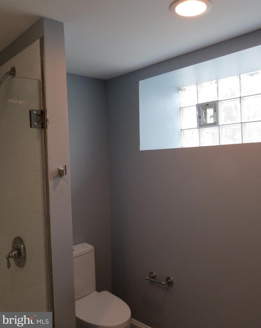 5120 Gainor Rd, Philadelphia PA 19131-2338 exterior