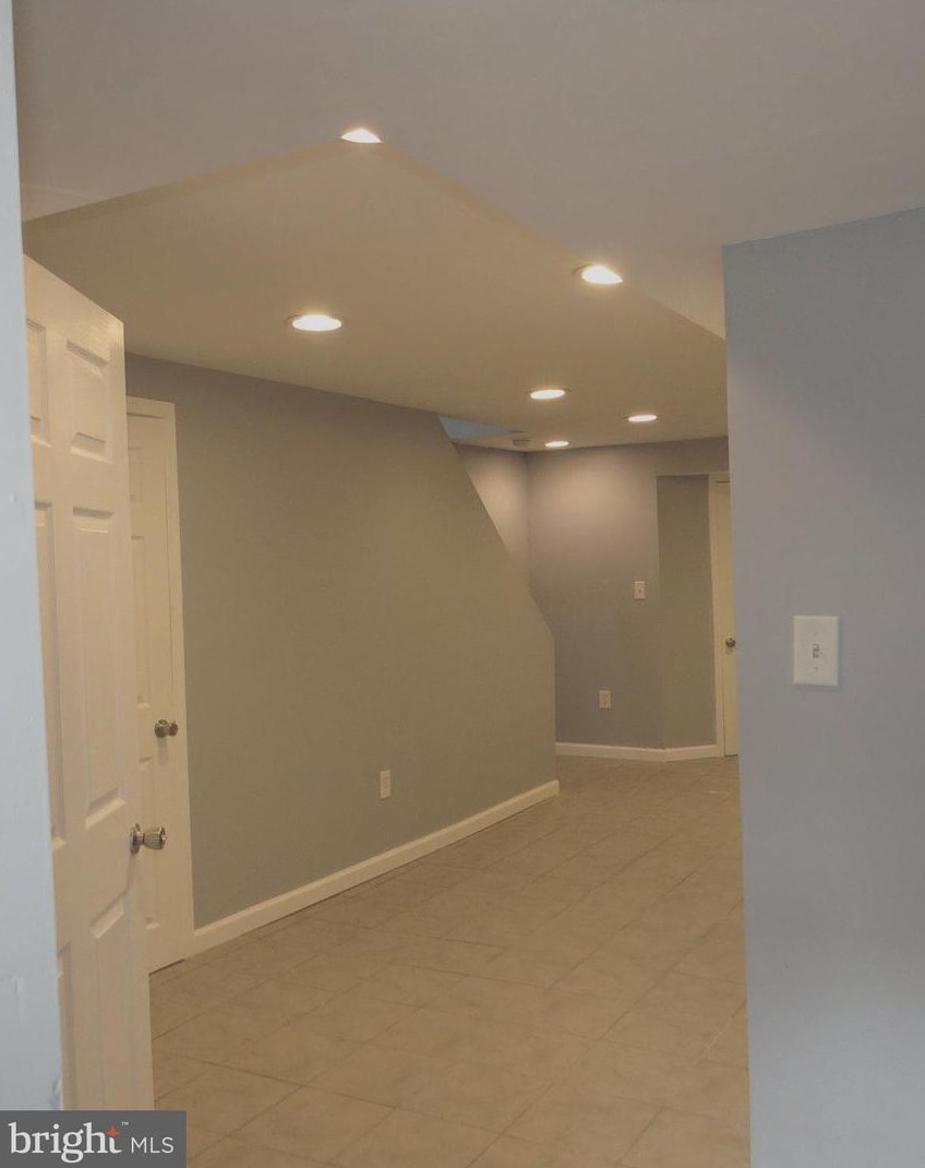 5120 Gainor Rd, Philadelphia PA 19131-2338 exterior