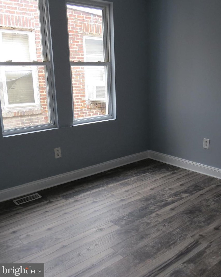 5120 Gainor Rd, Philadelphia PA 19131-2338 exterior