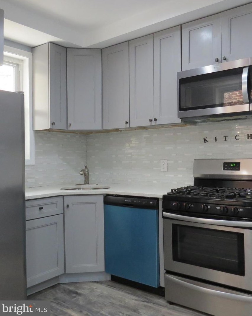 5120 Gainor Rd, Philadelphia PA 19131-2338 exterior