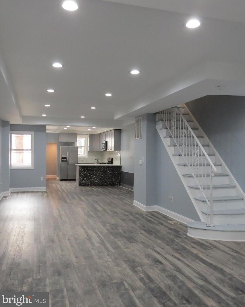 5120 Gainor Rd, Philadelphia PA 19131-2338 exterior