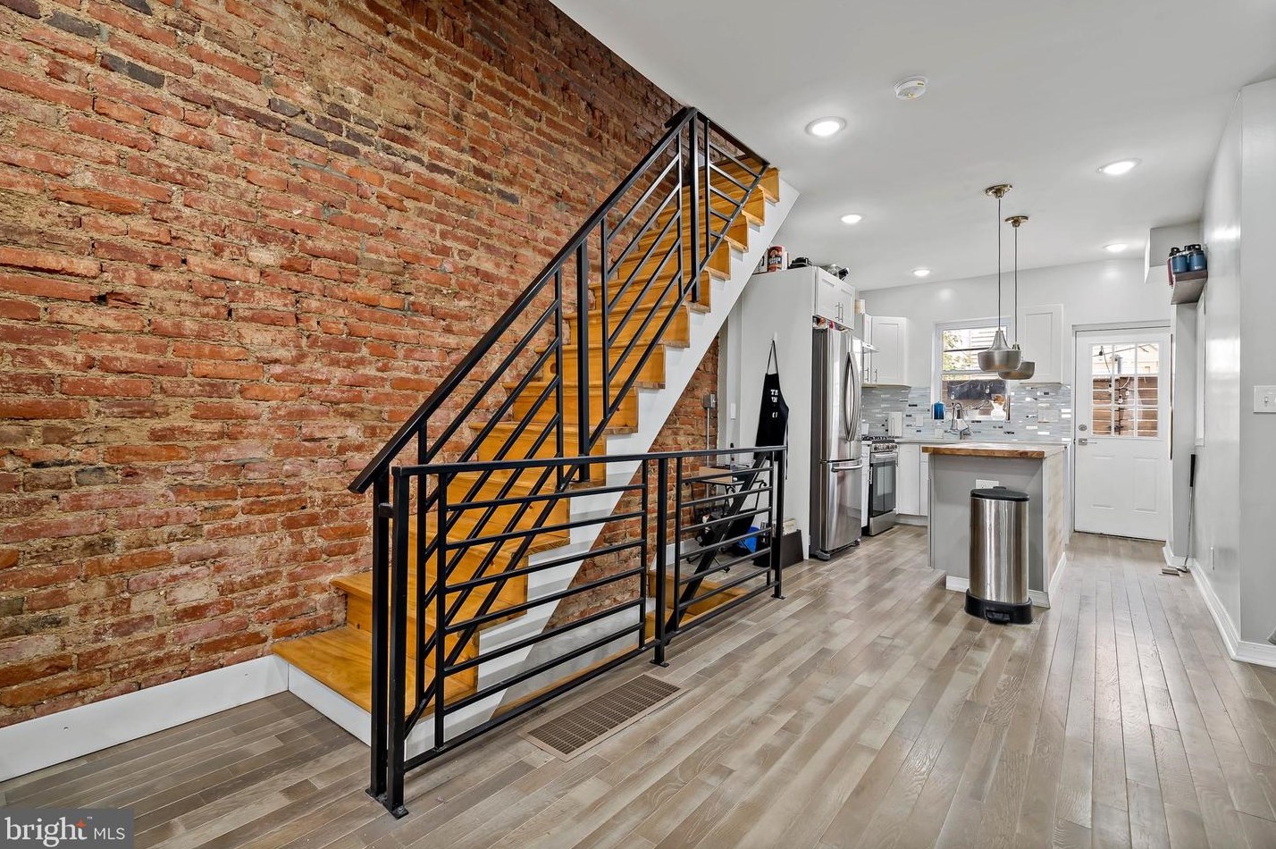 1915 Pierce St, Philadelphia PA  19145-2010 exterior