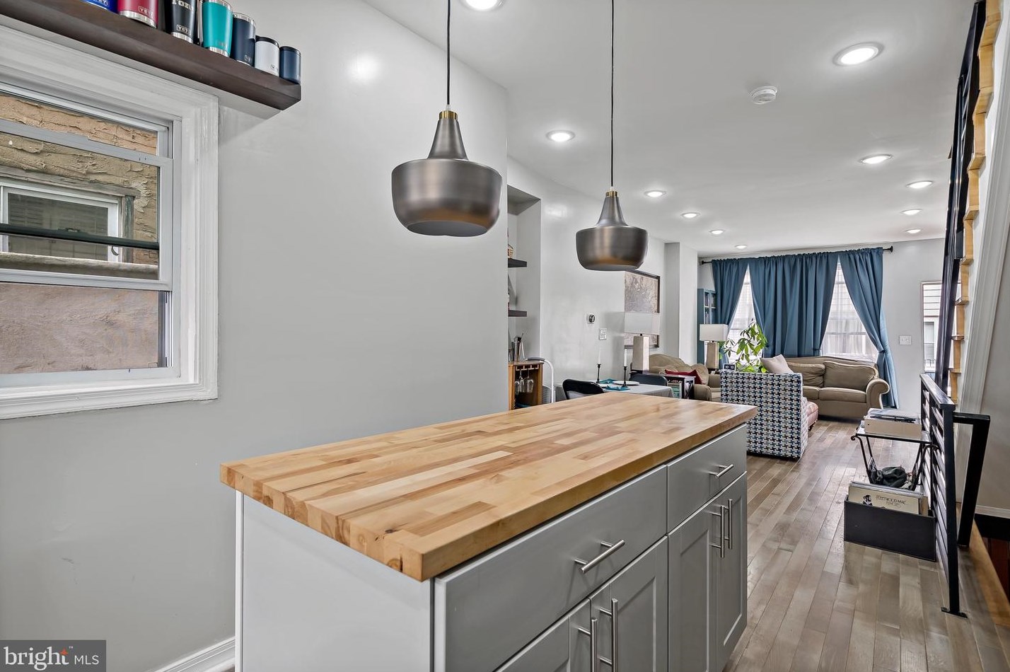 1915 Pierce St, Philadelphia PA  19145-2010 exterior