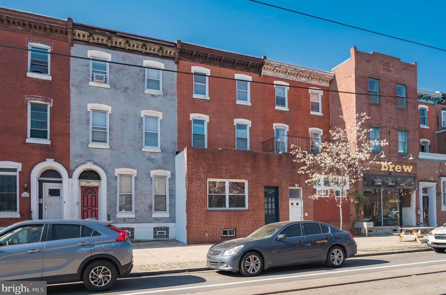 2812 Girard Ave, Philadelphia PA  19130-1215 exterior