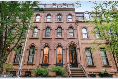 2012 Spruce Street - Photo 1
