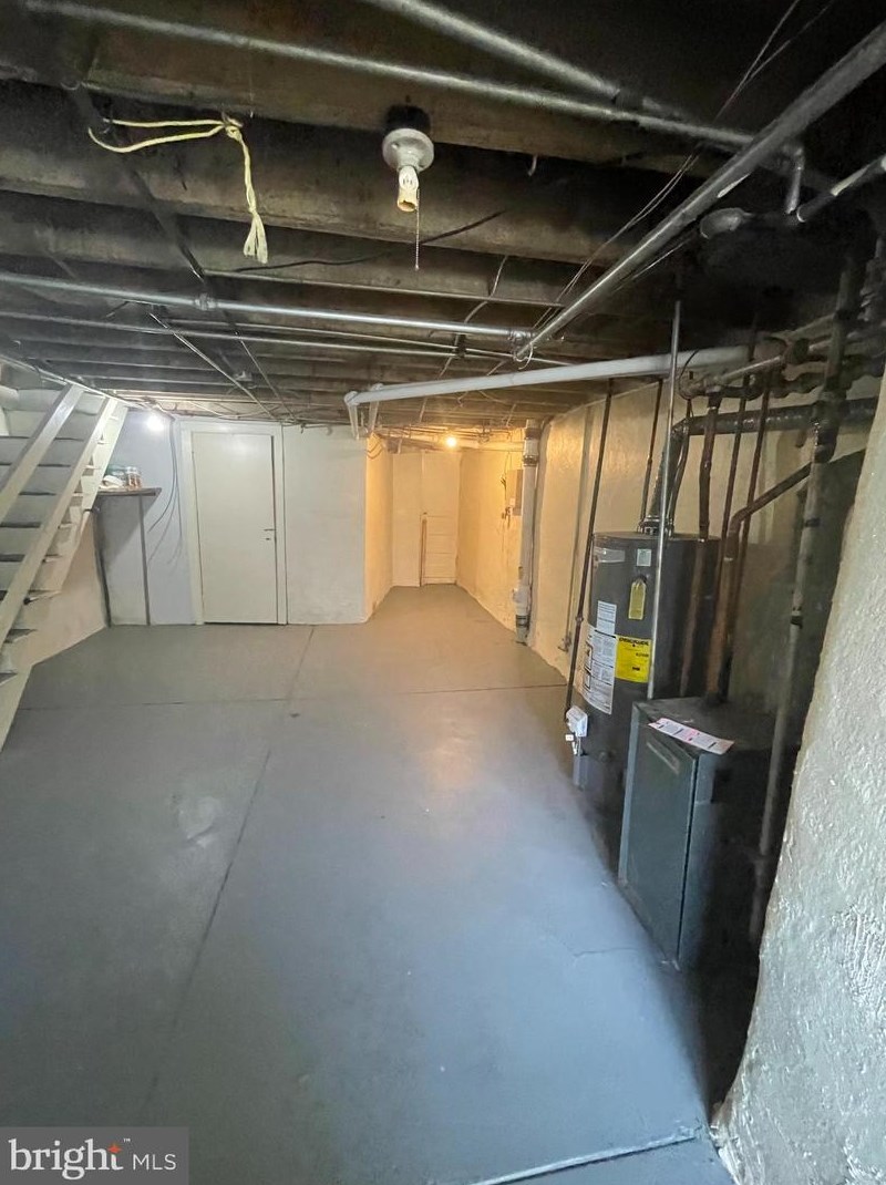 947 Anchor St, Philadelphia PA  19124-1035 exterior
