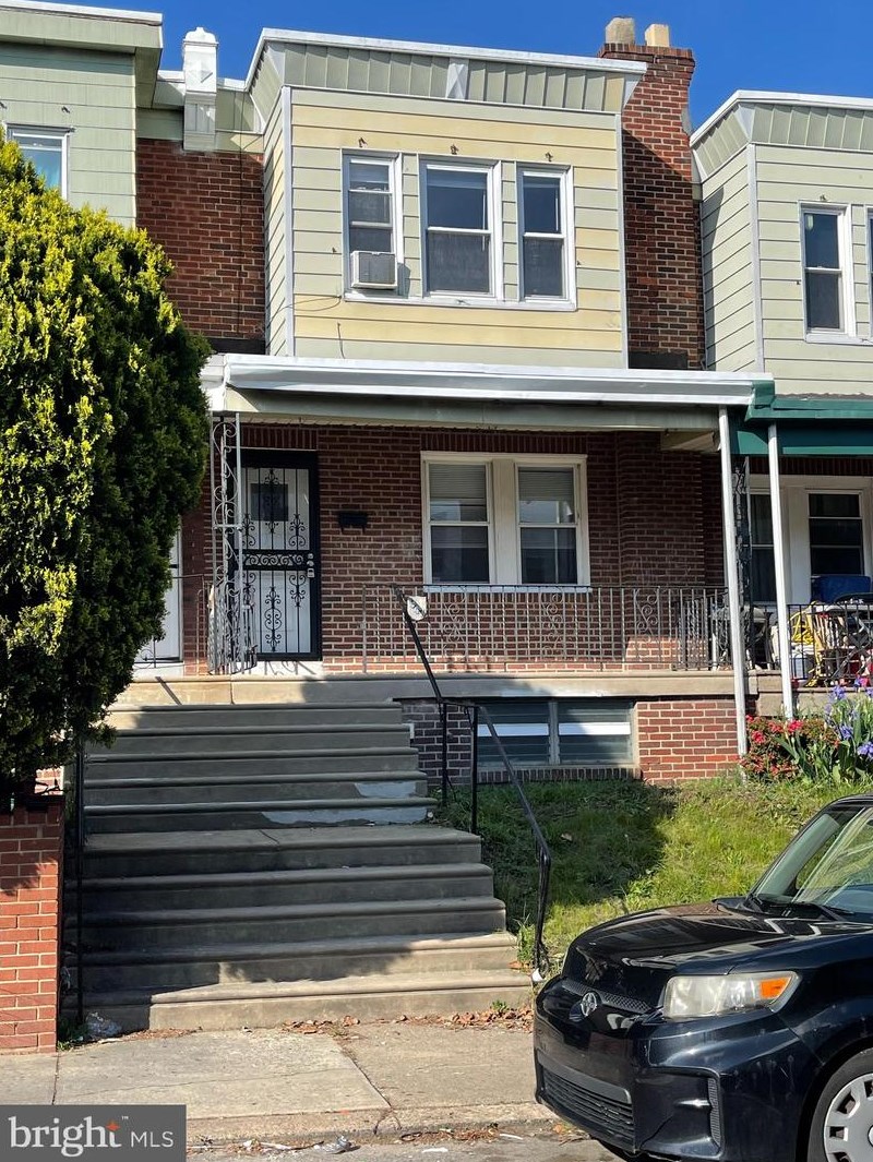 947 Anchor St, Philadelphia PA  19124-1035 exterior