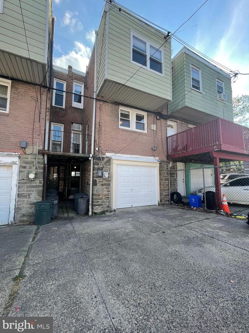 947 Anchor St, Philadelphia PA  19124-1035 exterior