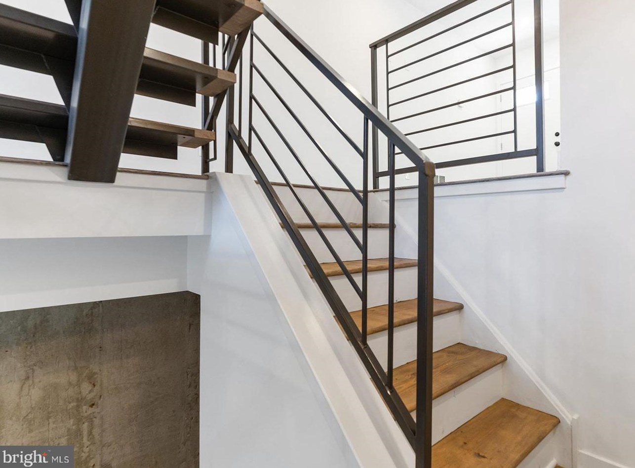 2213 Philip St, Philadelphia PA  19133-3314 exterior