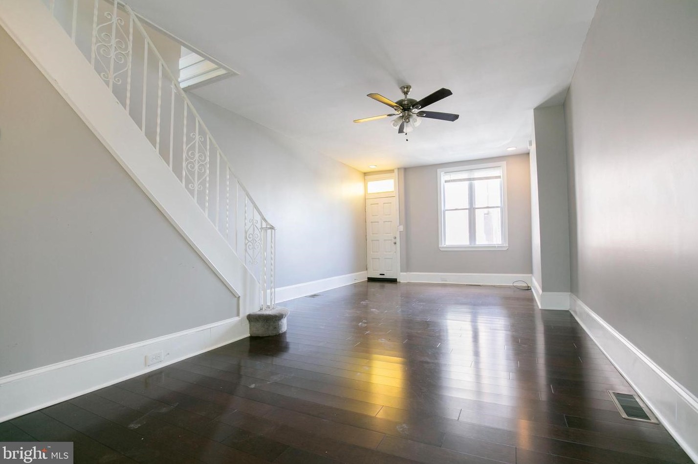 1521 S Chadwick St, Philadelphia, PA 19146