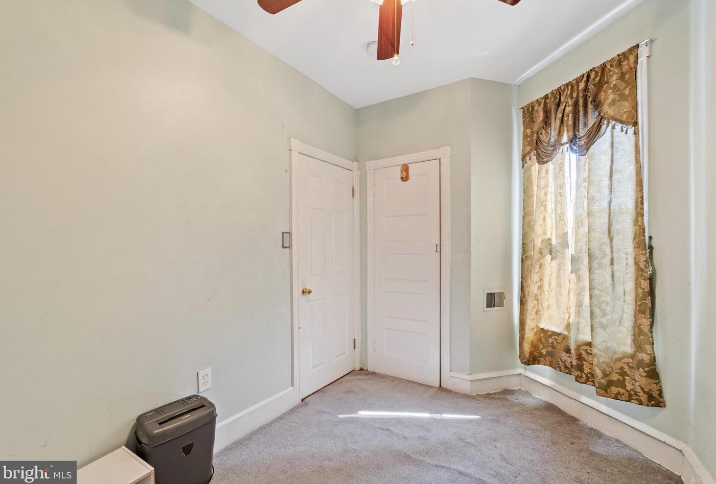 422 Wellens Ave, Philadelphia PA 19120-3333 exterior