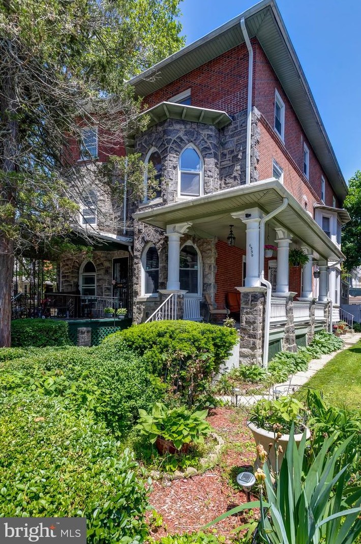 6339 Burbridge St, Philadelphia, PA 19144-2505