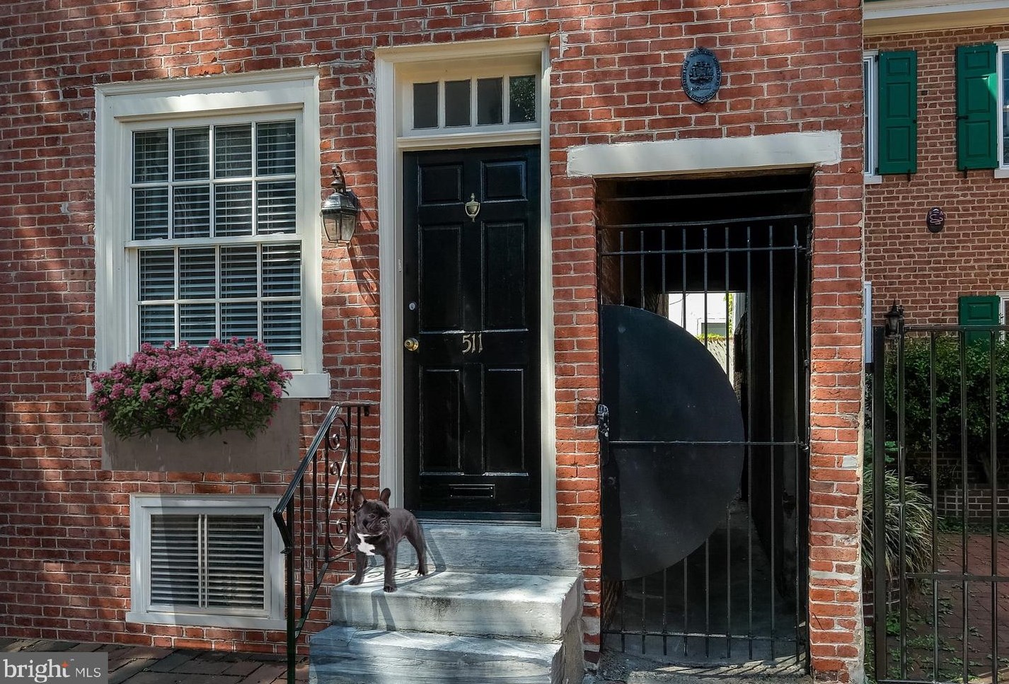 511 Cypress St, Philadelphia, PA 19106-4103