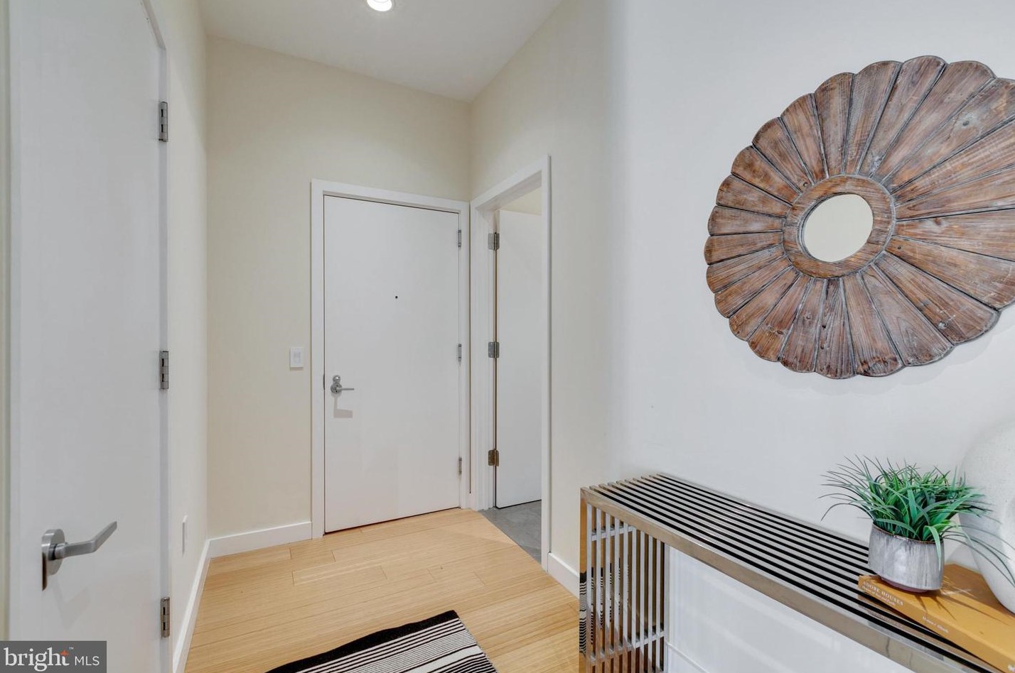 108 Arch St, Philadelphia PA  19106-2217 exterior