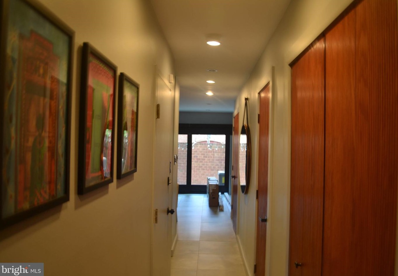 1 Queen St #4, Philadelphia, PA 19147