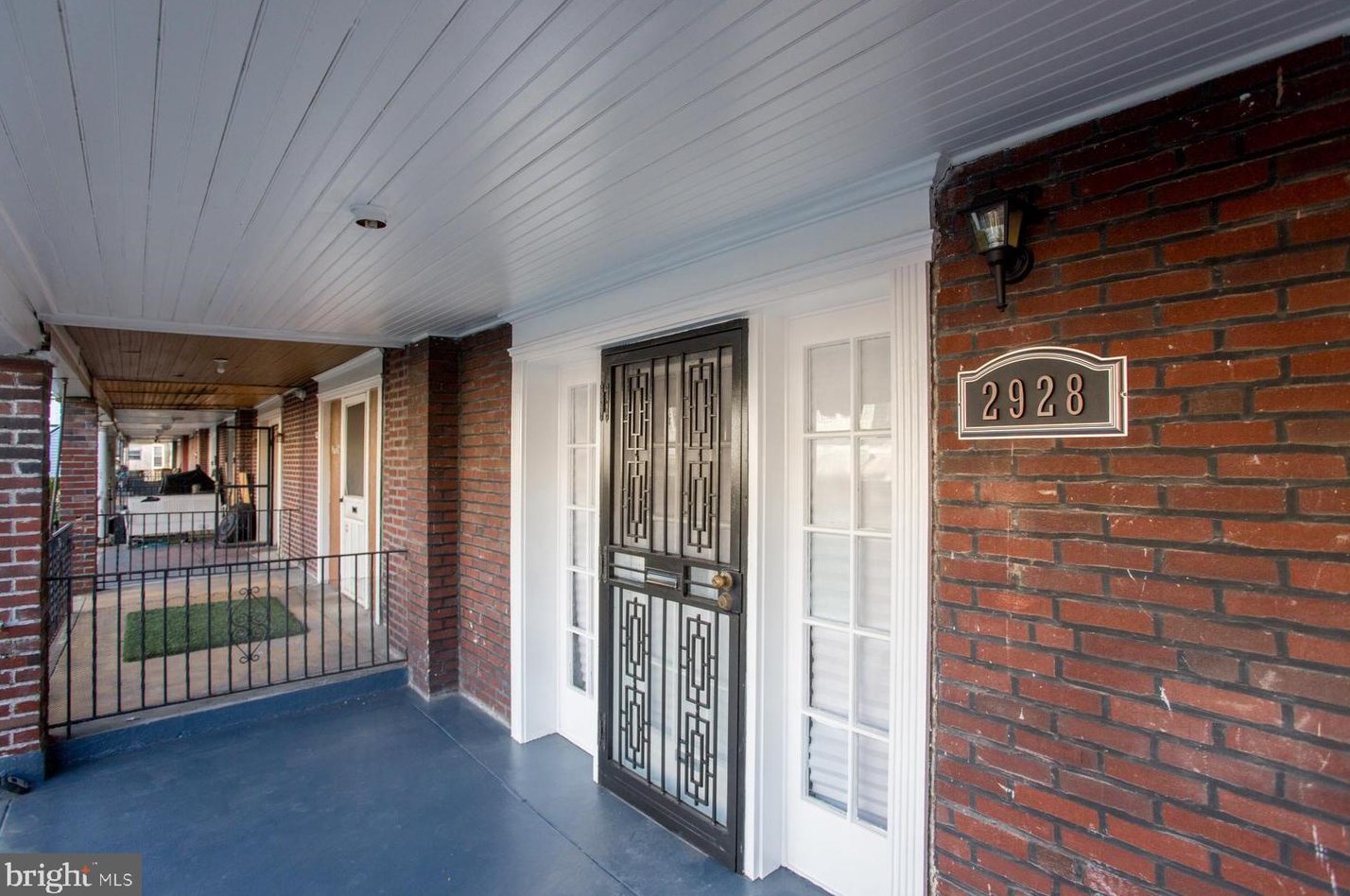 2928 Lambert St, Philadelphia, PA 19132-1527