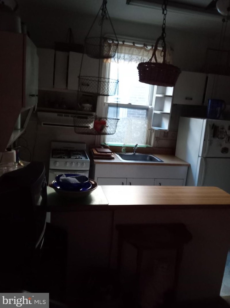 436 Somerville Ave, Philadelphia PA 19120-3209 exterior