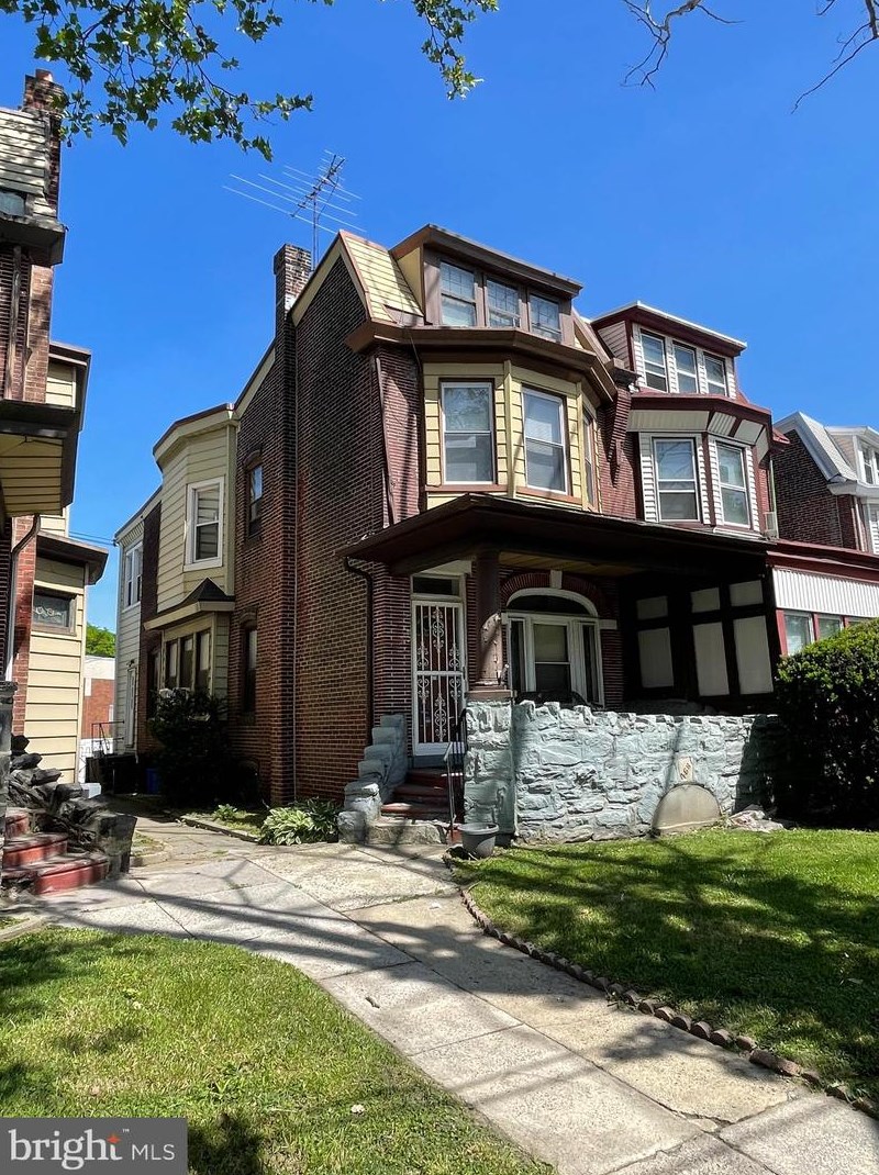 4687 Adams Ave, Philadelphia, PA 19124-3142