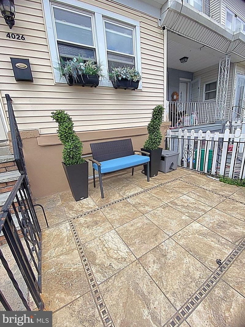4026 Ormond St, Philadelphia, PA 19124-5307