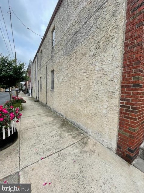 2625 Tulip St, Philadelphia, PA 19125-1823