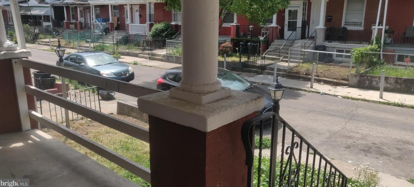 5753 Delancey St, Philadelphia, PA 19143