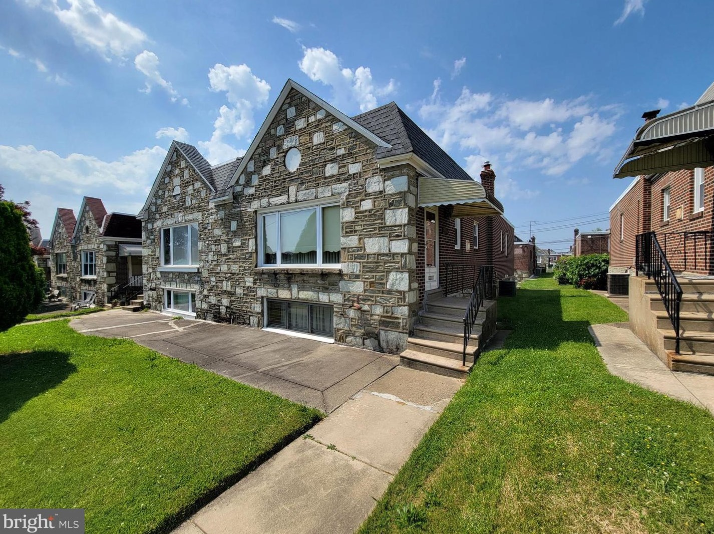 2308 Afton St, Philadelphia, PA 19152-4106