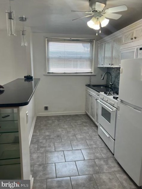 648 Alcott St, Philadelphia, PA 19120