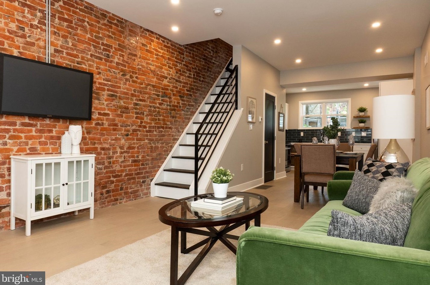 405 Fitzgerald St, Philadelphia PA  19148-3912 exterior