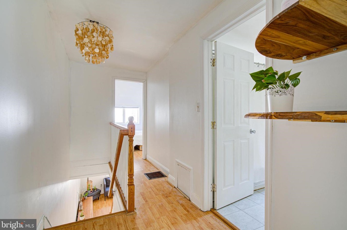 526 Cabot St, Philadelphia PA 19125-3302 exterior