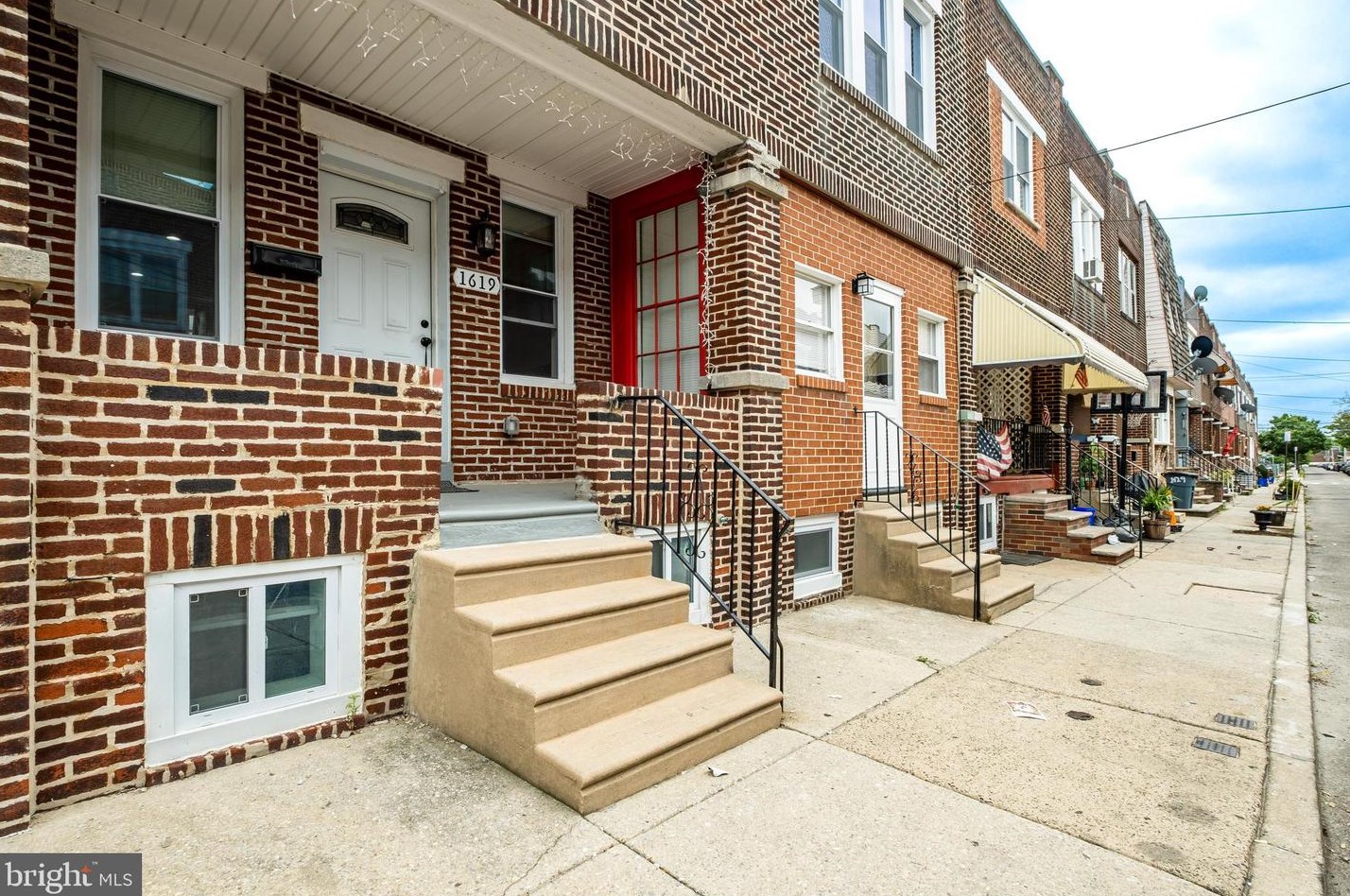 1619 Newkirk St, Philadelphia, PA 19145-1207