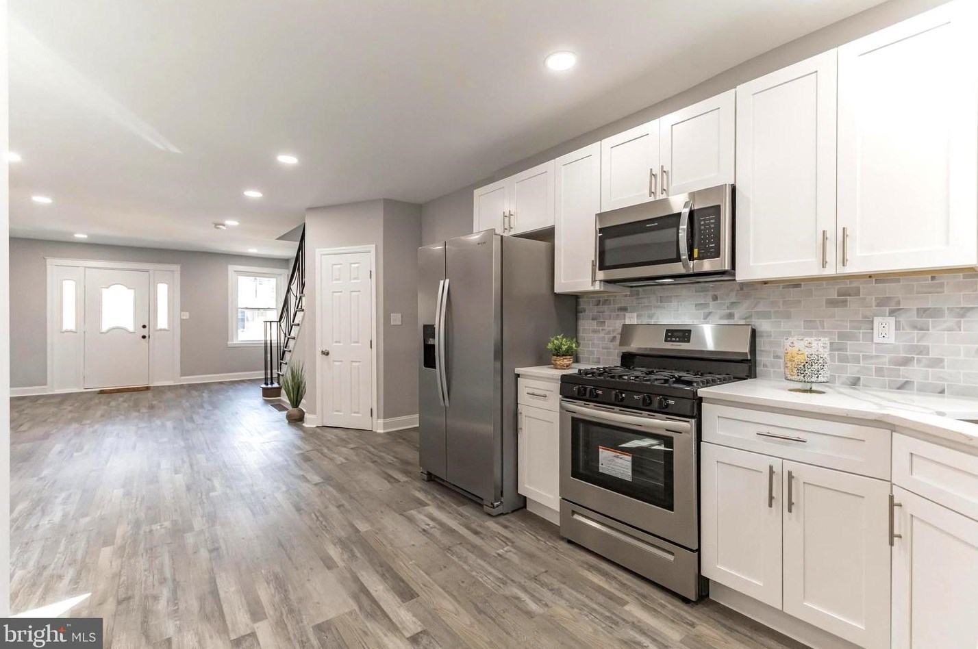 1426 Lycoming St, Philadelphia, PA 19124-5365