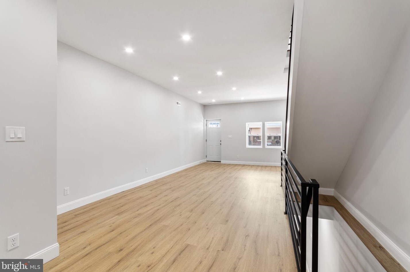 4810 Warnock St, Philadelphia PA  19141-3941 exterior