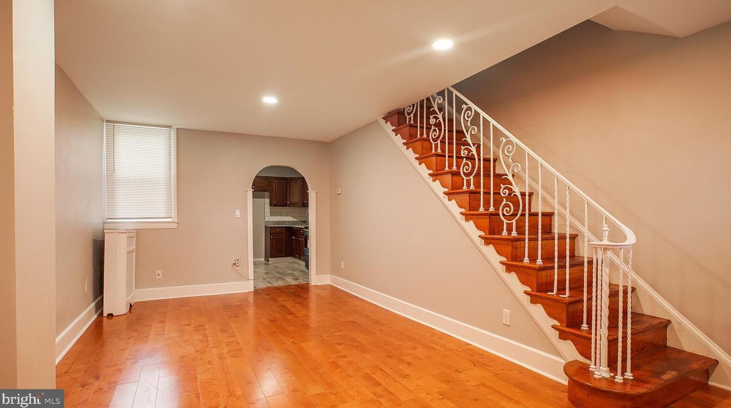 2051 Pickwick St, Philadelphia, PA 19134