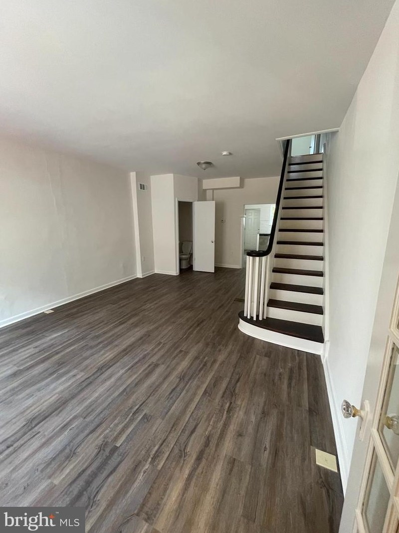 2217 S Chadwick St, Philadelphia, PA 19132