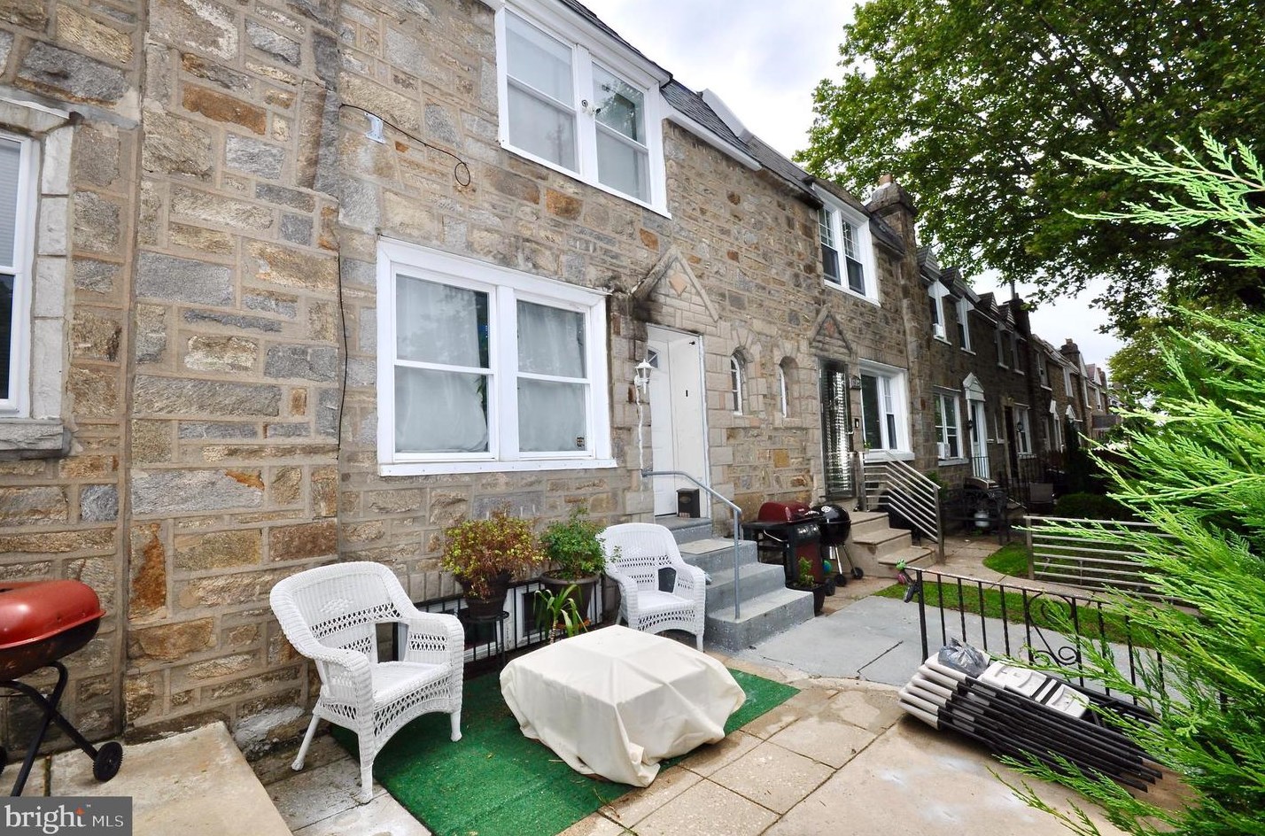 1317 Mckinley St, Philadelphia, PA 19111-5819