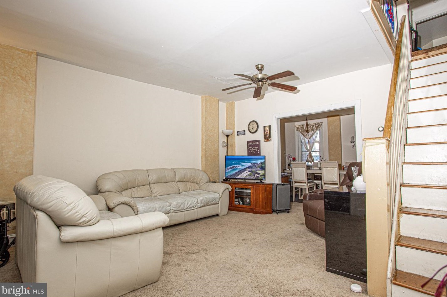 556 Louden St, Philadelphia, PA 19120-0043