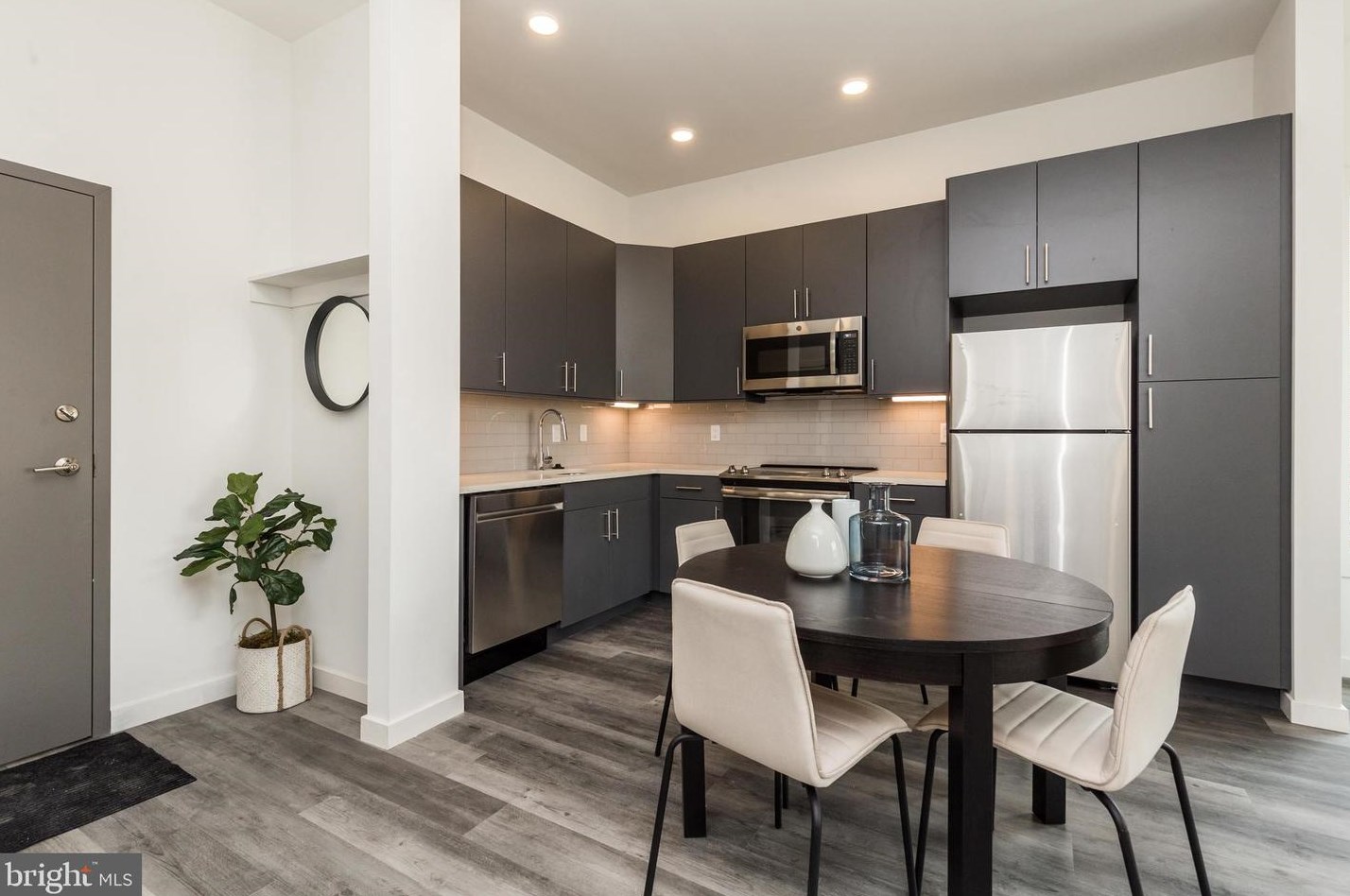2559 Amber St #304, Philadelphia, PA 19125