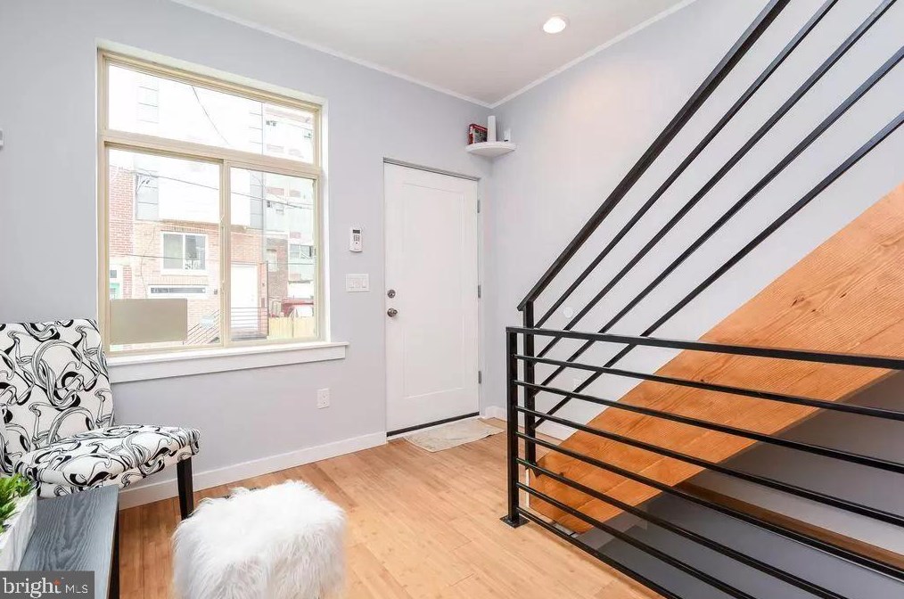 2145 E Albert St, Philadelphia, PA 19125