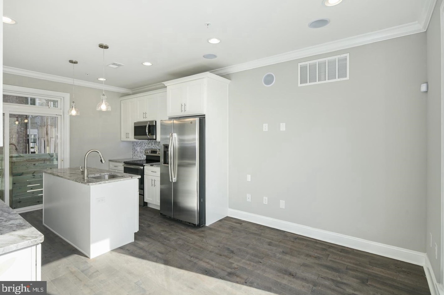 1731 Harper St, Philadelphia, PA 19130