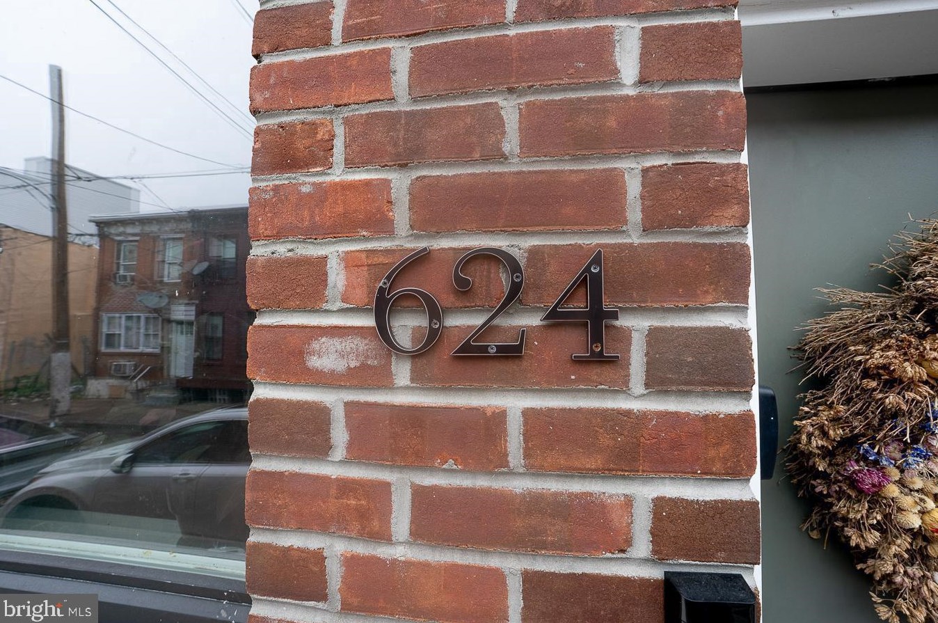 624 Winton St, Philadelphia, PA 19148