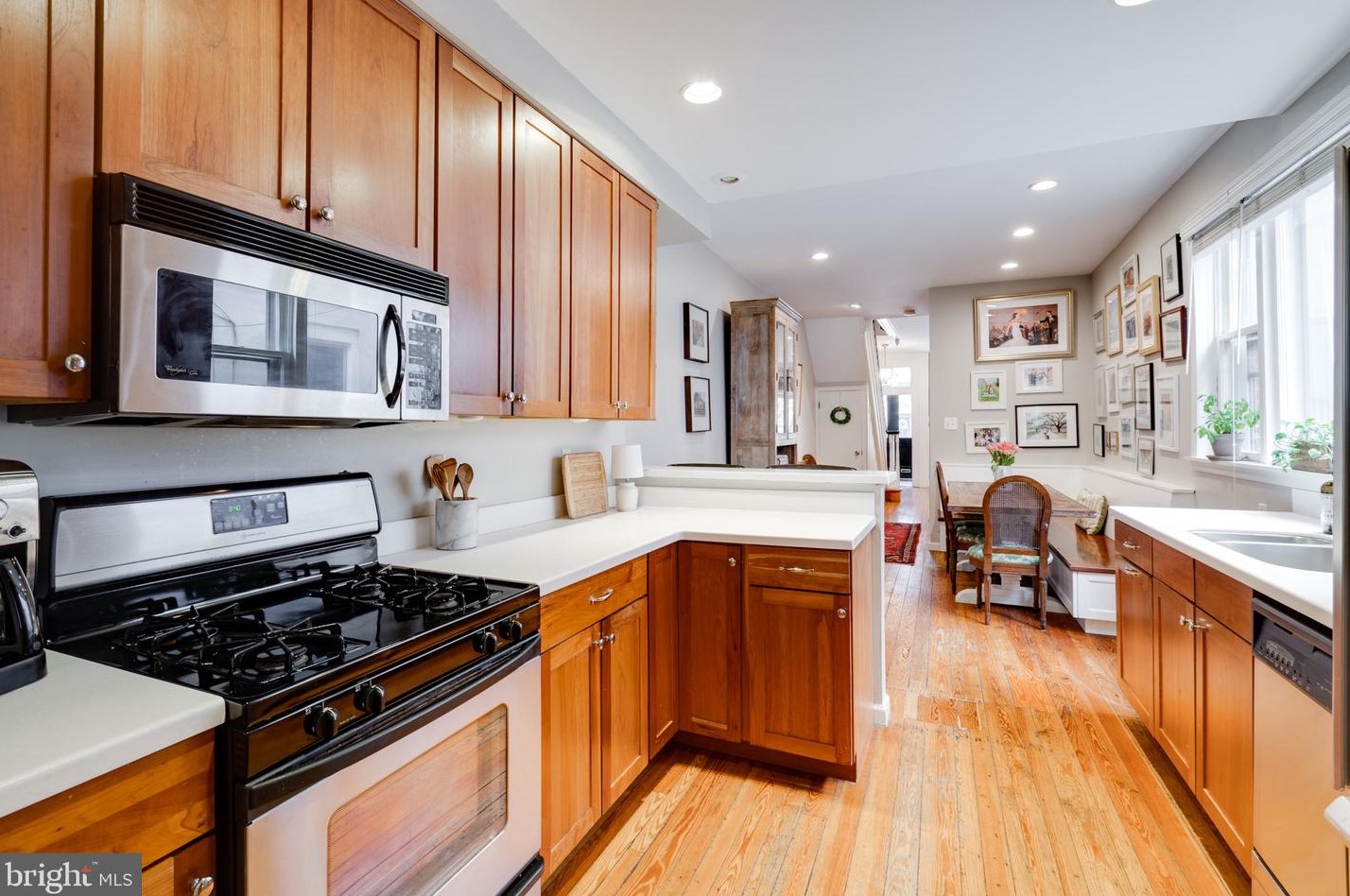 2323 Parrish St, Philadelphia PA 19104-4806 exterior