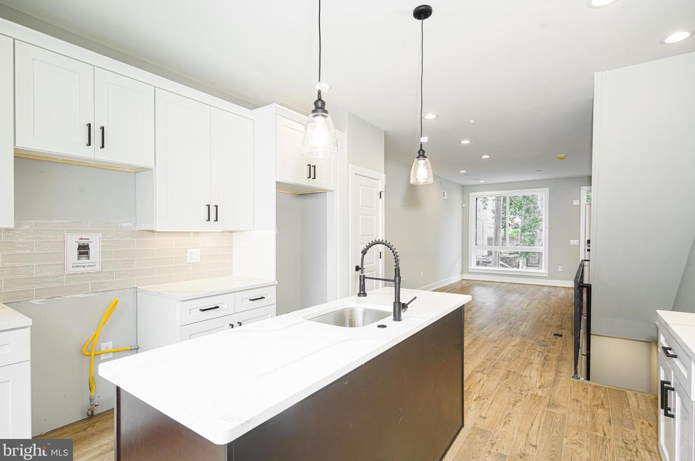 1318 Grove St, Philadelphia, PA 19146-3209