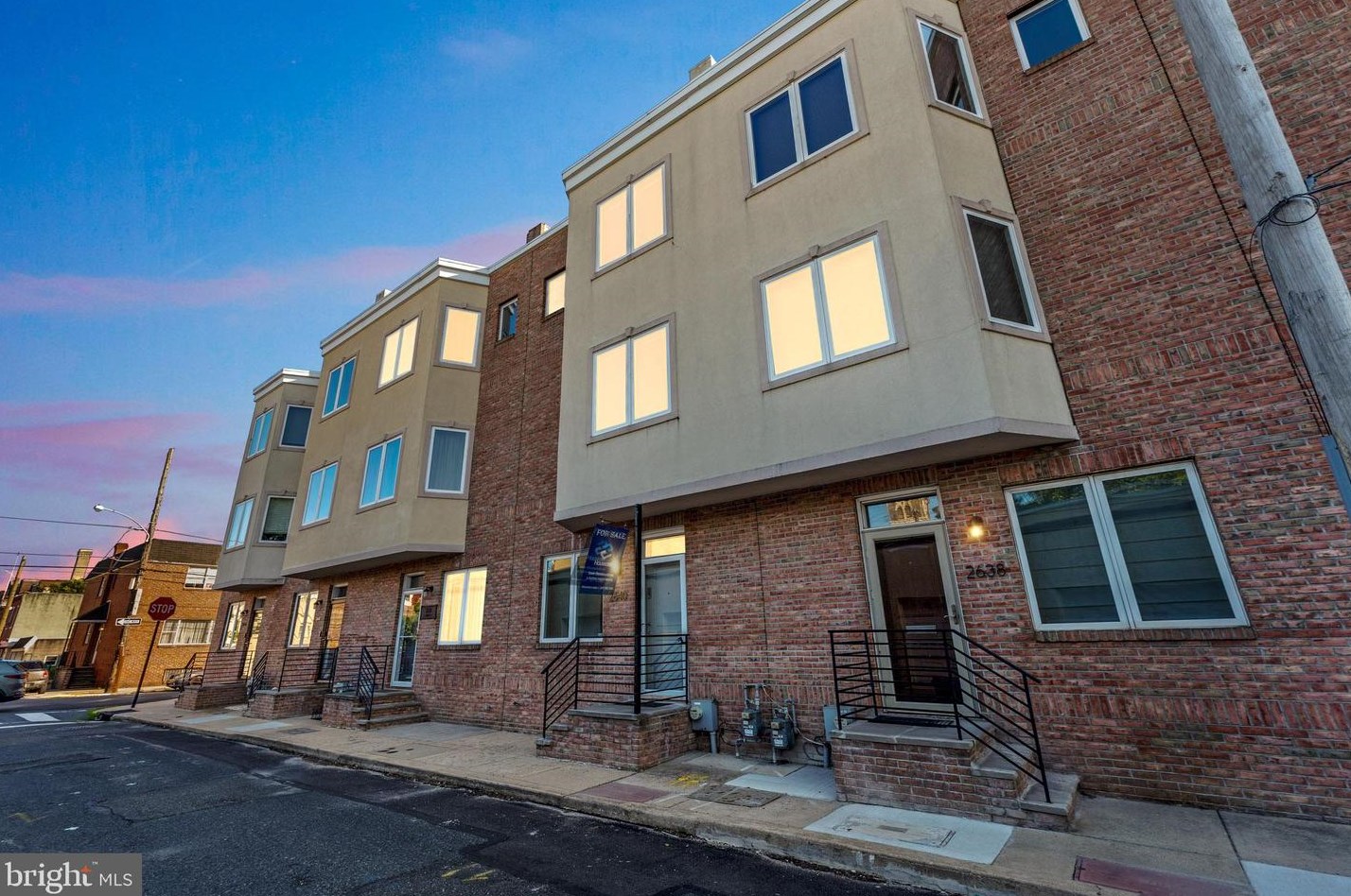 2640 Auburn St, Philadelphia, PA 19134-4748
