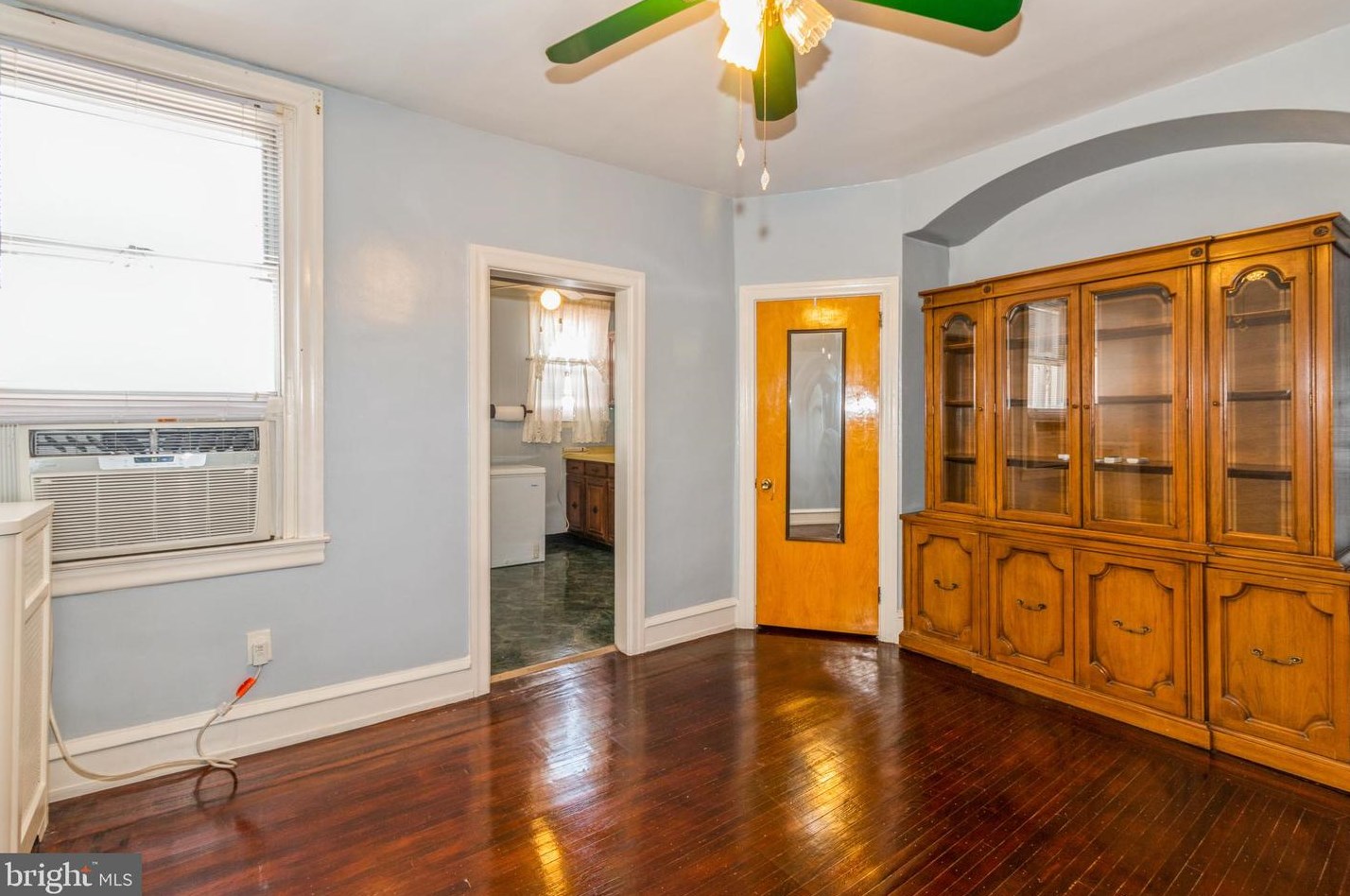 6164 Argyle St, Philadelphia PA  19111-6013 exterior