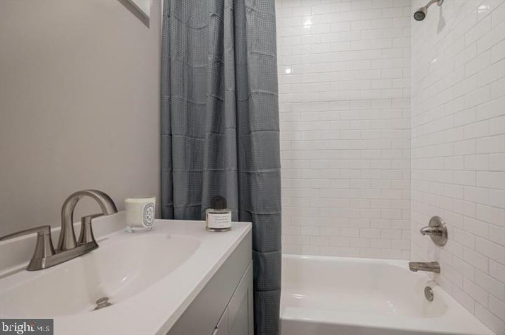 2636 Watts St, Philadelphia PA  19148-4335 exterior