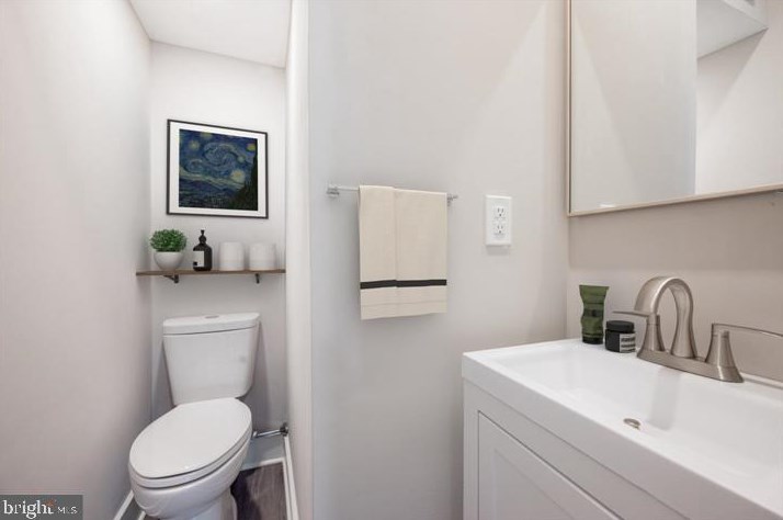 2636 Watts St, Philadelphia PA  19148-4335 exterior