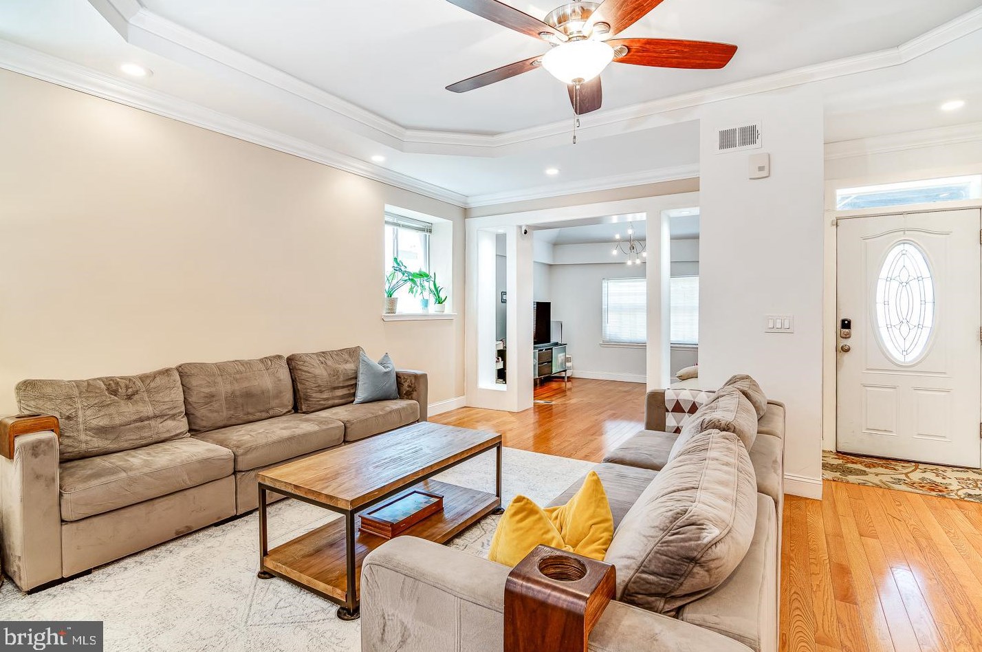 4732 Kingsessing Ave, Philadelphia, PA 19143-3849