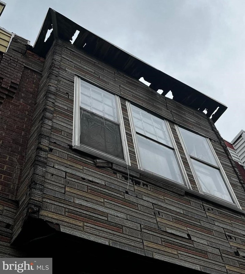 3254 Marston St, Philadelphia, PA 19129-1821